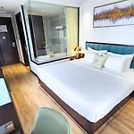 Cordial Grand Hotel Da Nang Beach - Infinity Rooftop Pool