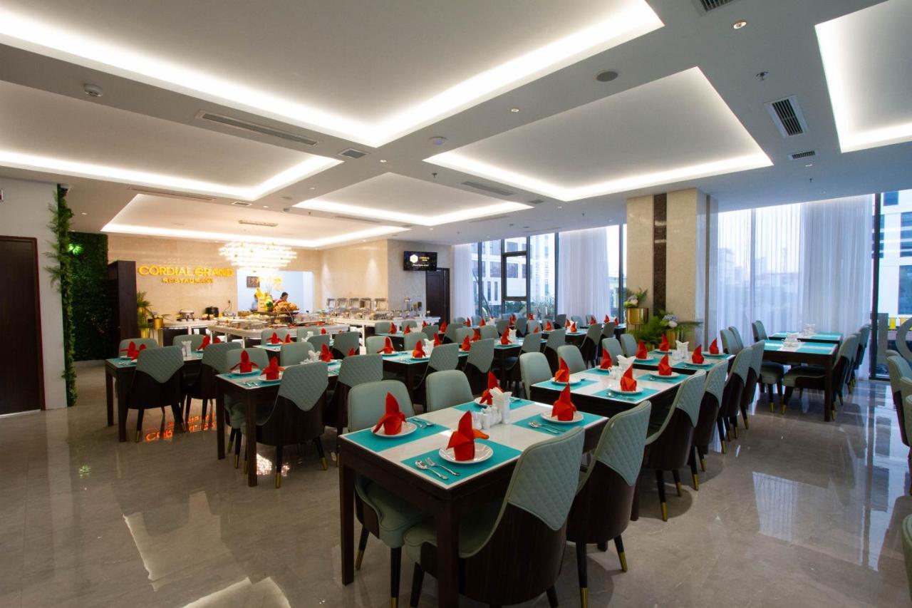 Cordial Grand - Infinity Rooftop Pool Hotel Da Nang