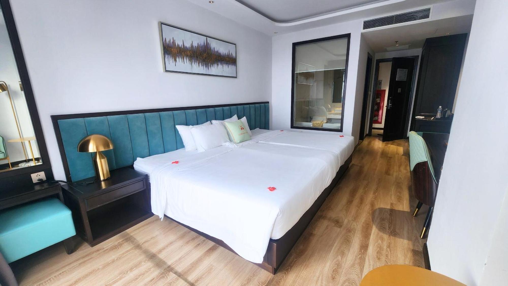 Hotel Cordial Grand - Infinity Rooftop Pool 4*
