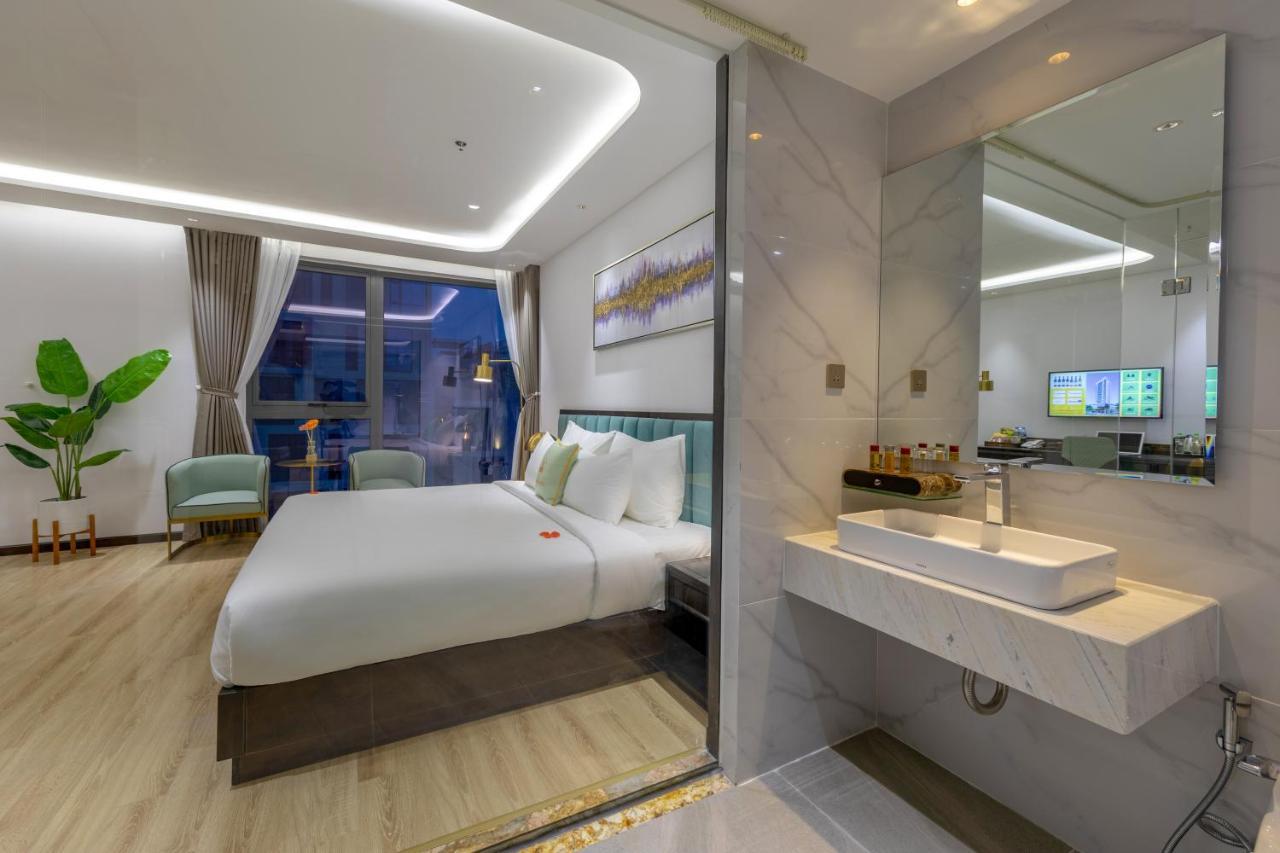 Hotel Cordial Grand - Infinity Rooftop Pool Da Nang