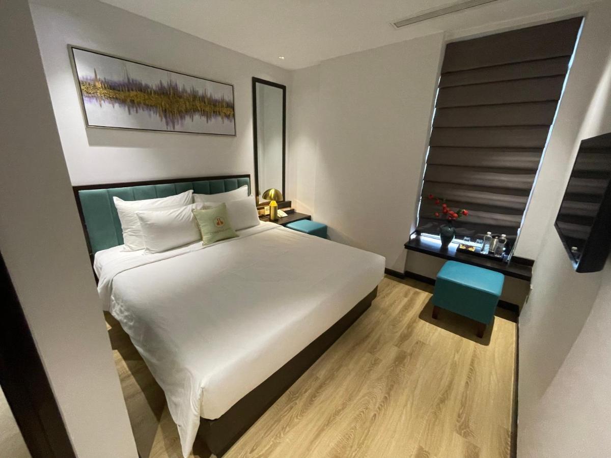 Cordial Grand - Infinity Rooftop Pool Hotel Da Nang
