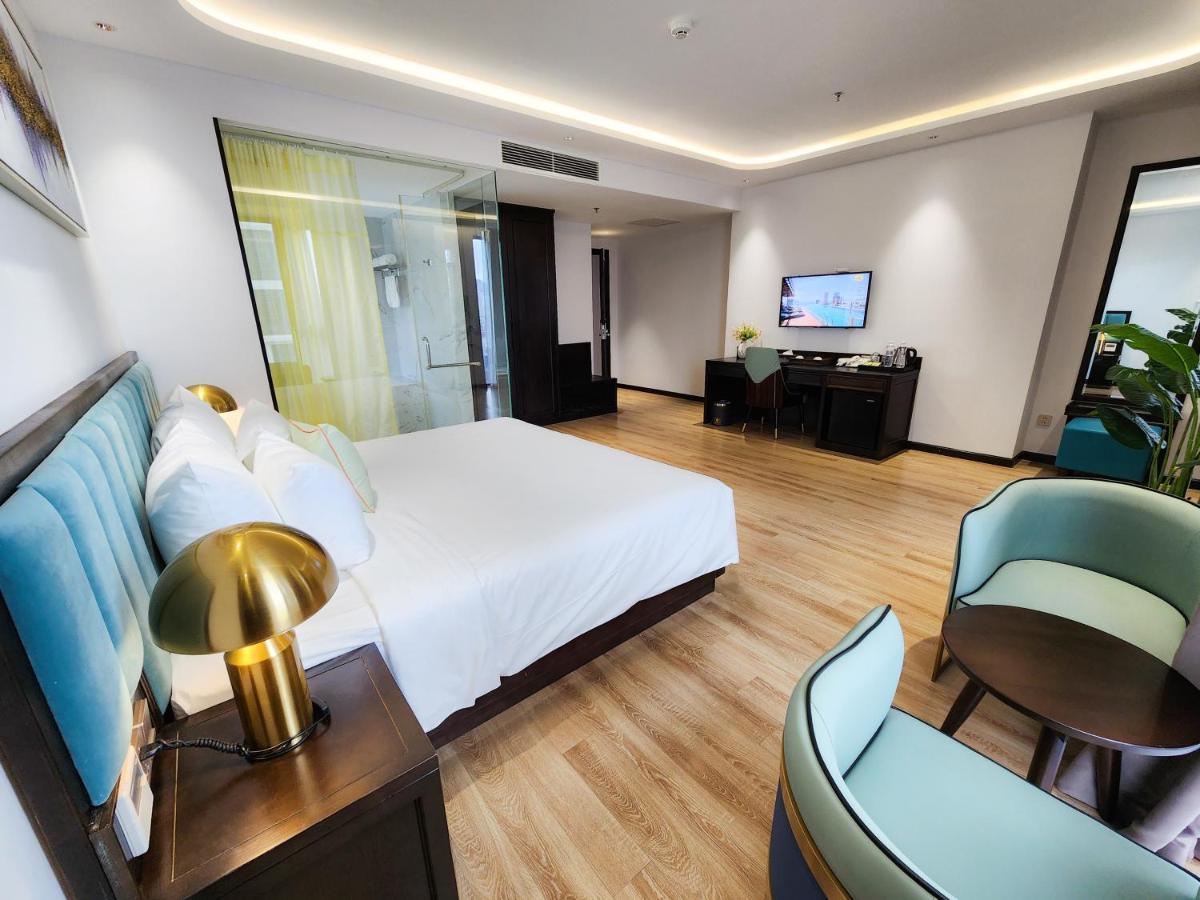 Hotel Cordial Grand - Infinity Rooftop Pool Da Nang